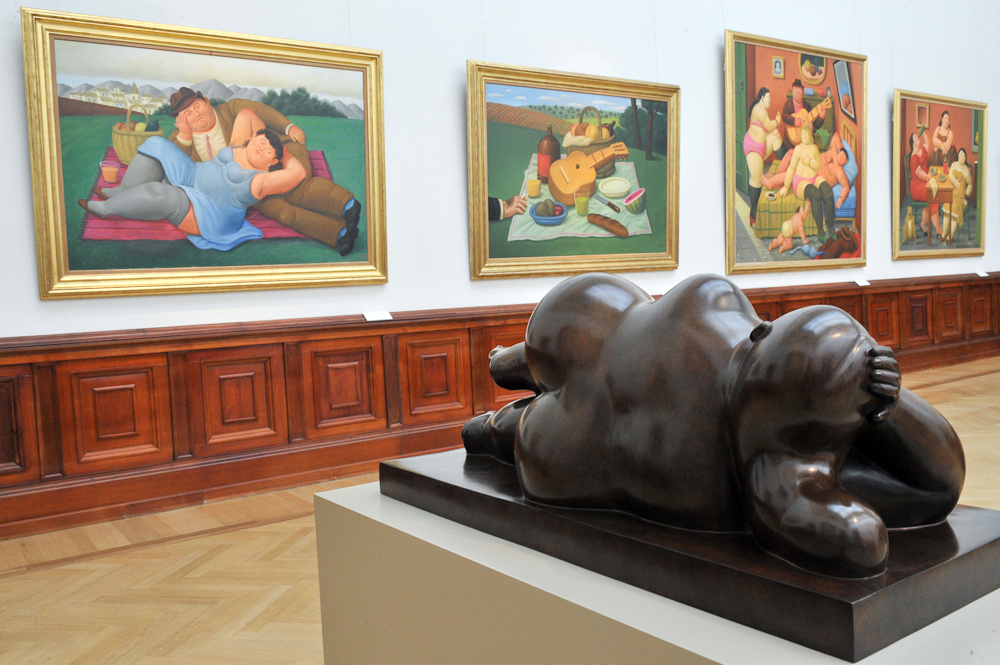 A művész, Fernando Botero egyik képe előtt