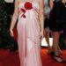 Natalie Portman a Golden Globe kedvéért vett magas sarkút