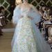 Oscar De La Renta virégmintás esküvői ruhája romantikus nőknek
