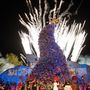 Los Angelesben a Universal Stúdióban a Grinch karácsonyát ünnepelték ezzel a fával.