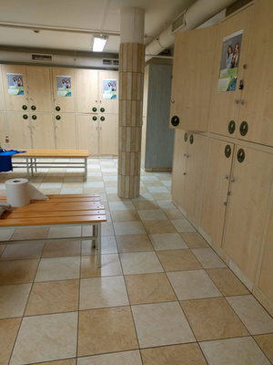 Pólus Center Sportközpont: sok mosdó, tiszta zuhanyzó