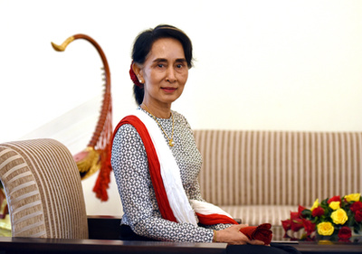 Aung Szan Szú Csi, államtanácsnok (Mianmar)