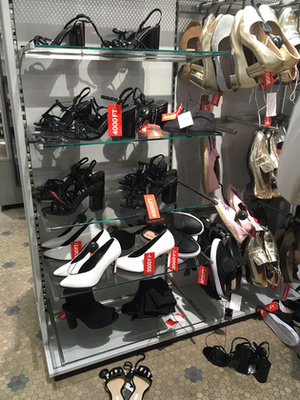 Women's Secret: 3500 forint környékén pedig ilyen cipőt is vásárolhatsz.