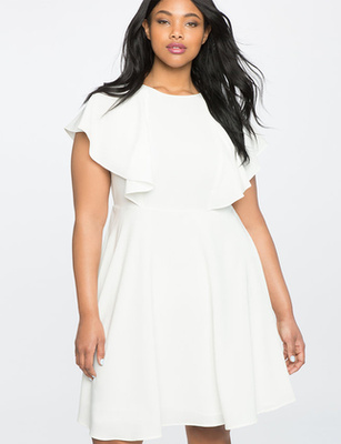 A Lauren by Ralph Lauren már leárazást tart Amerikában, ezért 46.50 dollárért, kb.12.899 forintért elvihető ez a csinos csipke ruha.



