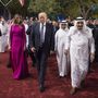 Ezt a palástos lila Reem Acra estélyit is Szaúd-Arábiában viselte Melania Trump.
