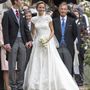 Ebben a klasszikus fazonú Giles Deacon menyasszonyi ruhában ment férjhez Pippa Middleton májusban.