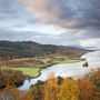 A Skót-felföld Skócia rendre a legszebb országok listájának élén végez. Ősszel különösen csodálatos – annak, aki igazi pompájában szeretné élvezni, a felföld felé kell vennie az irányt. 
