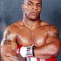 Mike Tyson, feldúltnak tűnik még 1999-ben is.