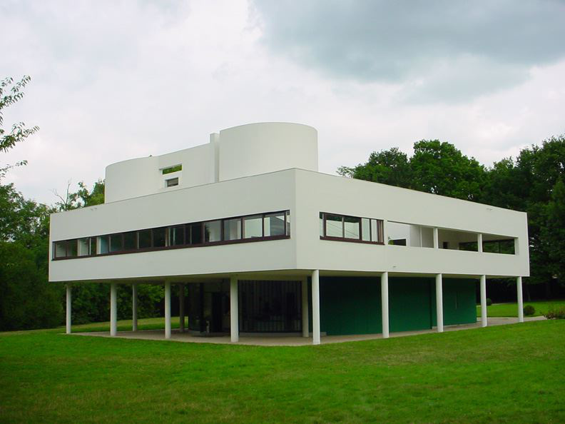 Le Corbusier 1965 augusztusában orvosi utasításra utazott el a Franciaországban található Cap-Martinra és ebben a faházban töltötte utolsó napjait. Az építész sírja is itt található.