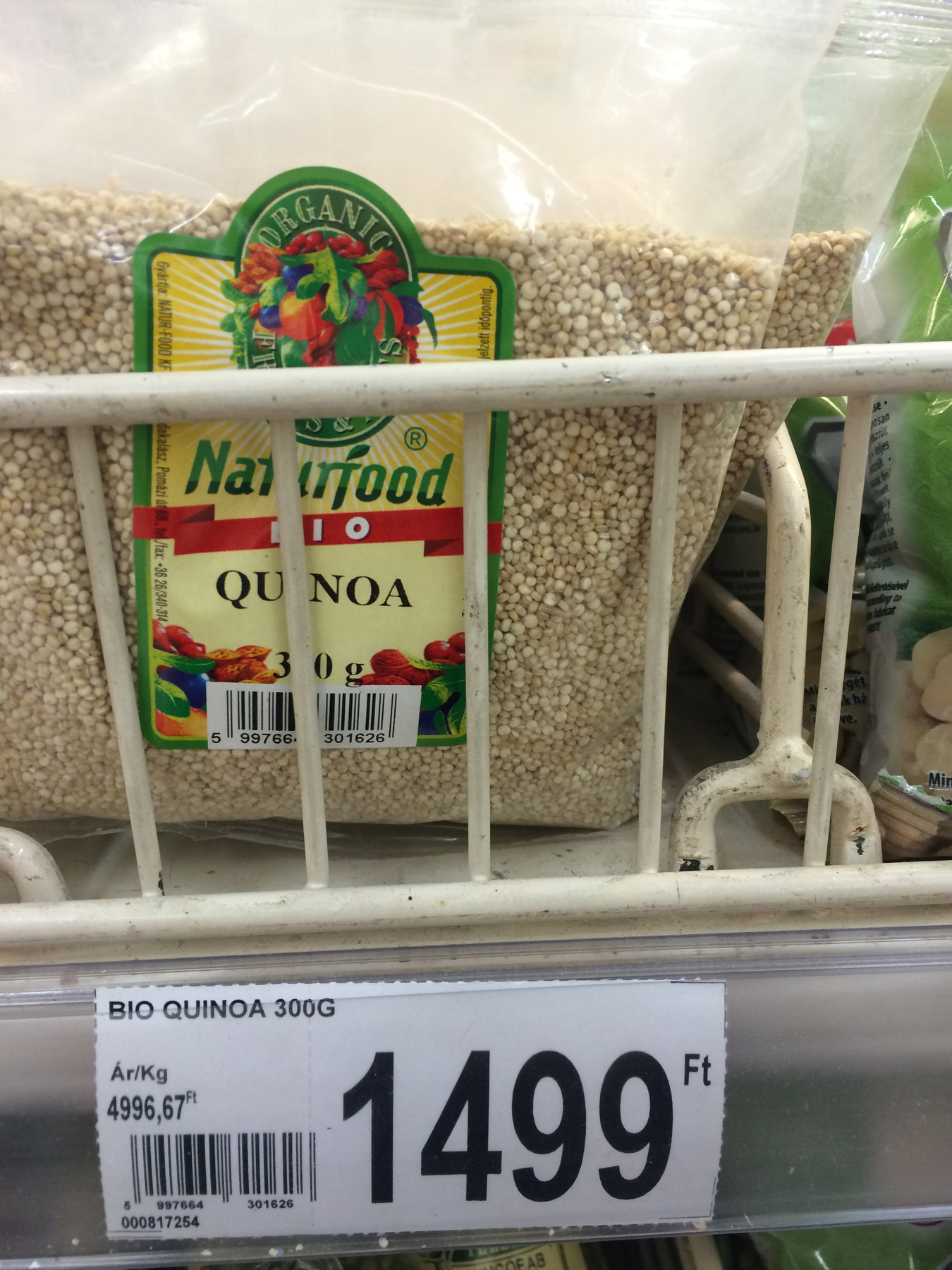 És ugyanez a quinoa a Tescóban, 3530 forint/kg. Hurrá!