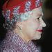 1992: a királynő egyetemet látogat Berkshire-ben. A kalap díszítése megy a ruhához, bár nem valami szép.