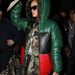 Rihanna dupla kabátban
