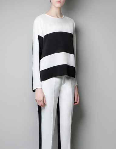 És ez a Zara ing is 13995 forint. Nekünk nagyon tetszik a fekete-fehér kontrasztja.