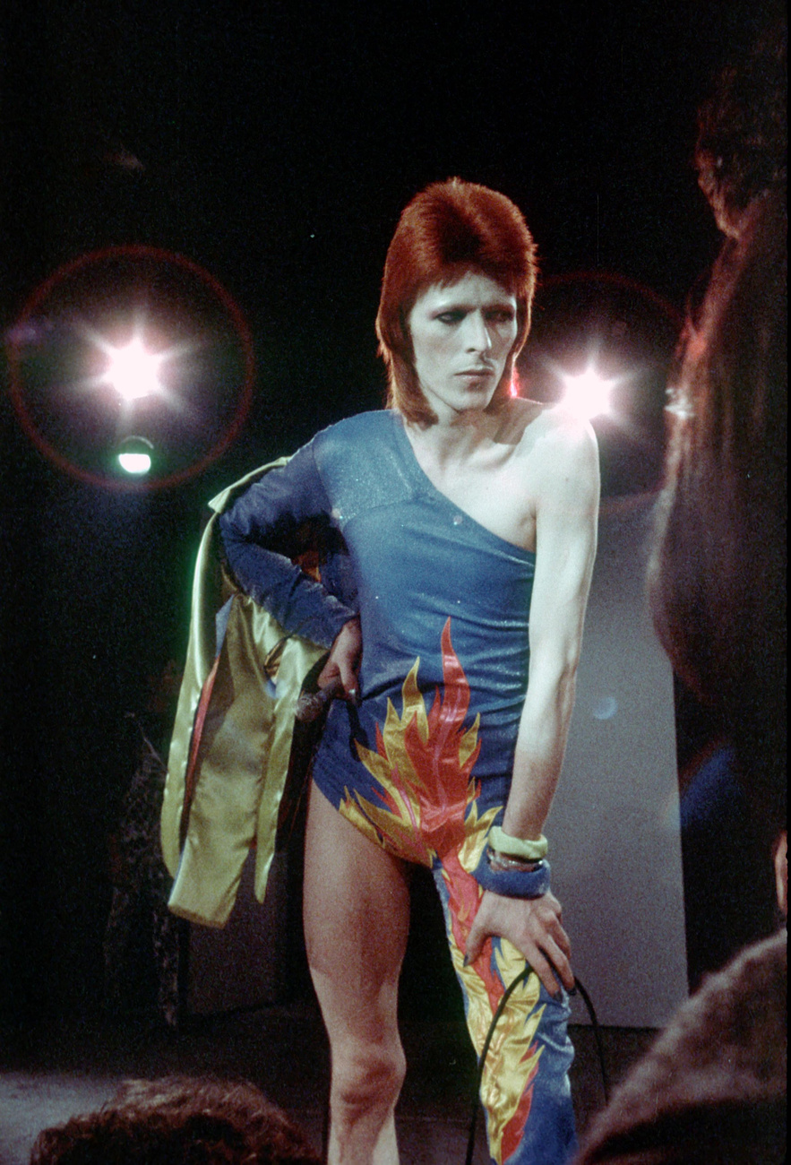 'Aladdin Sane' turnéra érkezett Bowie rajongók Londonban.