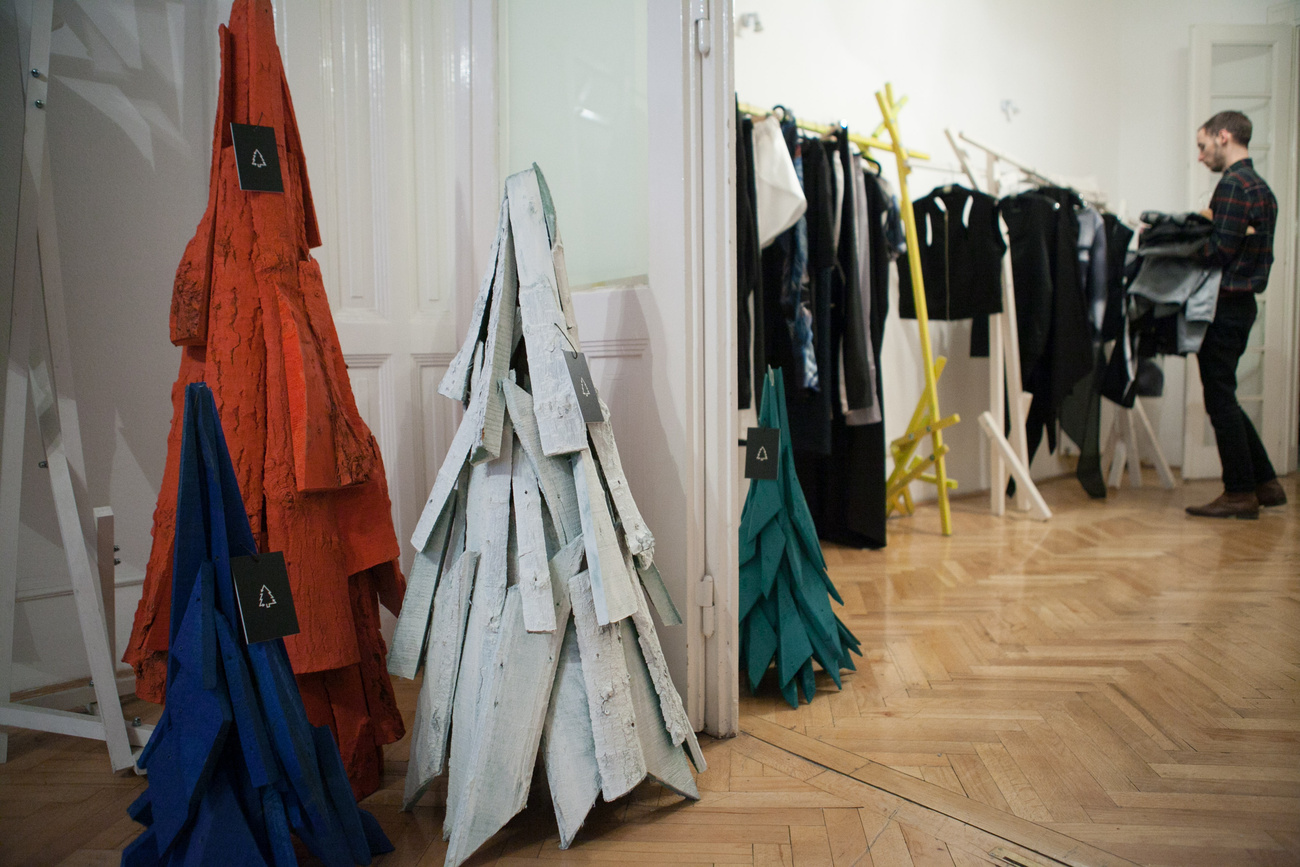 Szegedi Kata kollekciója mellett Benus Dani ruhái is beszerezhetőek.