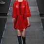 Divatban marad a piros:  Louis Vuitton Ready to Wear
