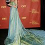 Talán ez az énekesnő legextrémebb szettje még 2007-ből: április 16-án a CMT Music Awards-on az év videoklipjéért járó díjat ítélték neki. 