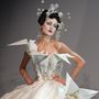 Ilyen álomszerű menyasszonyi ruhát mutatott be Galliano a Diornak 2007-ben.
