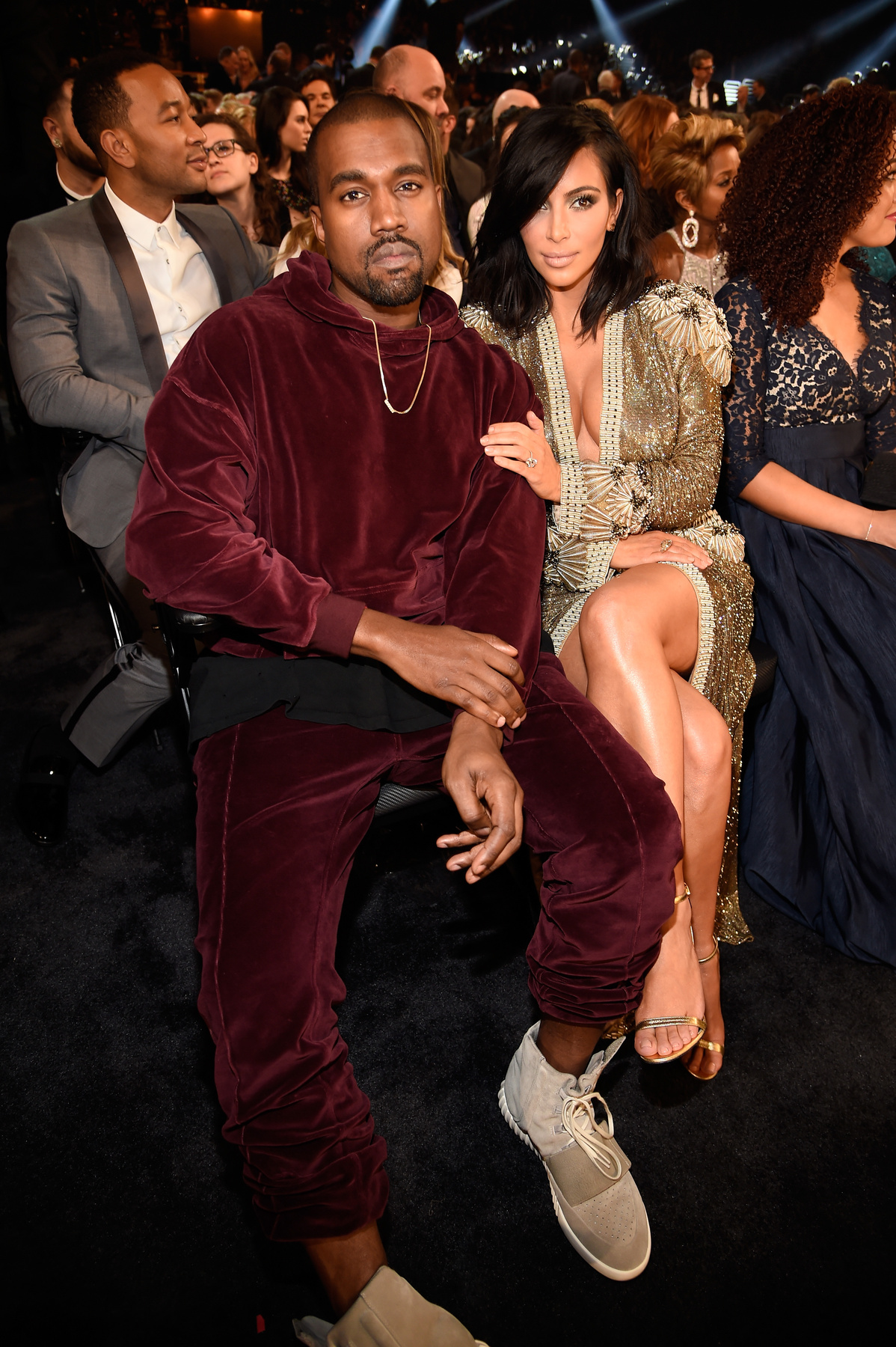 Kanye West sokak szerint annyira menő, hogy azt vesz fel, amit akar. Lehet, hogy így van, de attól még nevetséges.