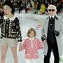 Karl Lagerfeld, keresztfia Hudson és Soo Joo modell zárták a showt Szöulban.


