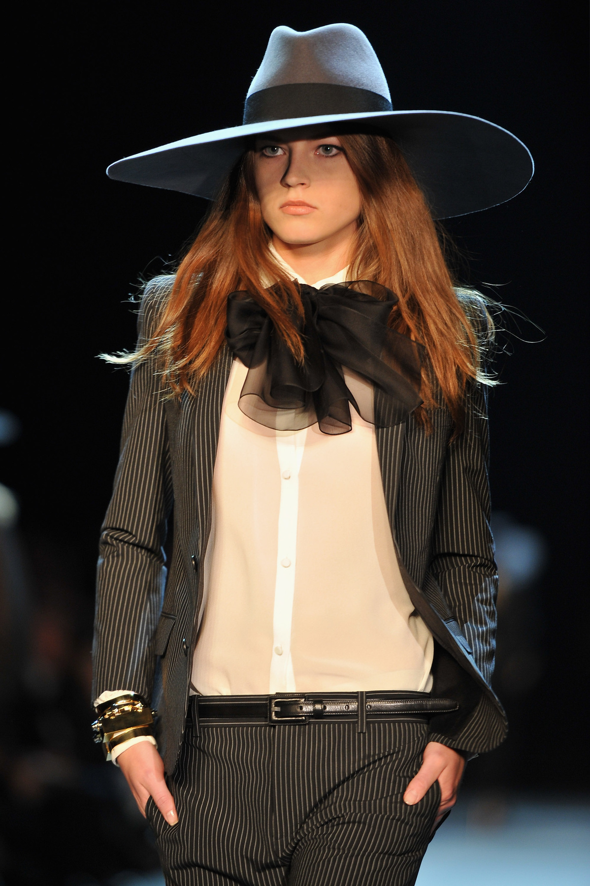 Gisele Bündchent Karl Lagerfeld kapta lencsevégre csíkosban a Chanel 2015-ös tavaszi-nyári kampányába.