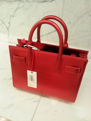 Valentino Red táska 137.900 helyett 96.530 forint.
