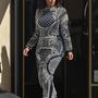 Kim Kardashian állandó múzsája Rousteing-nek. Most ön is felöltözhet ehhez hasonlóan, ha van elég pénze.