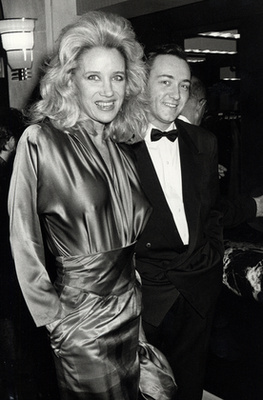 Kevin Spacey és Sally Kirkland egy New York-i gálára rittyentették így ki magukat 1988 februárjában.

