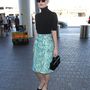 A 165 cm magas Kate Bosworth szereti a méretes táskákat., pedig mennyire csinos egy kis méretű táskával a kezében!