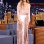 Jennifer Lopez Jimmy Fallon showjába vette fel a nadrágot.
