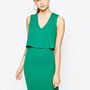 Egy elegánsabb, élénkebb zöld ruháért 12.629 forintot kérnek az Asosnál.