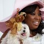 Az 54 éves tévés személyiség, Star Jones még a kutyáját is dress code szerint öltöztette fel.