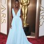 Lupita Nyong'o a 2014-es Oscar-gálán viselte a több méter anyagból készült Prada ruhát Hollywoodban.



