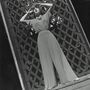 Elegáns esésű szoknyanadrág a Vogue 1939-es kiadásában.

