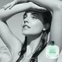 Az olasz Armani a magyar modellel reklámozta parfümjét, az Acqua di Gioiát 2016-ban.


