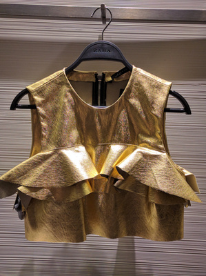 Zara: tökéletes karácsonyi ruha, 9995 forint.