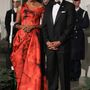 Nagyon irigykedtünk emiatt az Alexander McQueen ruha miatt amit 2011 januárjában viselt a Fehér Házban.


