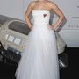 Jennifer Lawrence fehérben is kapott egy hasonló tüll szoknyás Dior estélyit.