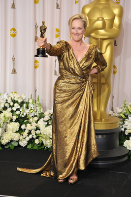 Miley Cyrus és az anyja, Tish Cyrus is aranyban érkeztek a 2010-es Oscar-gálára.


